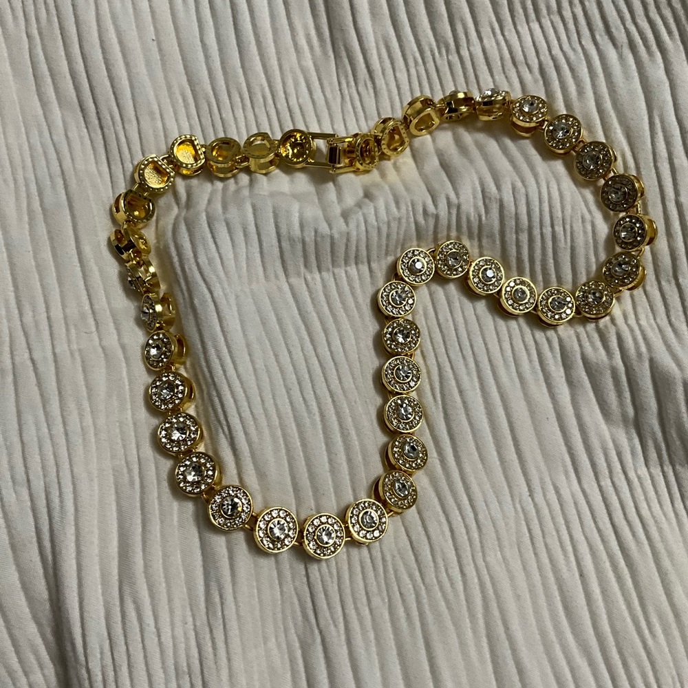 Gold diamond necklace